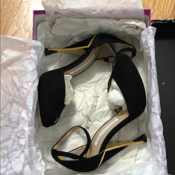 Diane von Furstenberg suede heels Lucette sz6M - Picture 9 of 9
